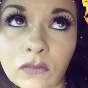 Meet your Posher, Nikki